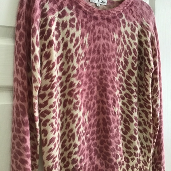 Marc Allan various shade of pinks and cream animal print sweater size S - Picture 4 of 8